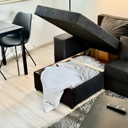 Ruhig Wohnen Mitten In Der Stadt, 8 Min Zum Hbf Apartamento