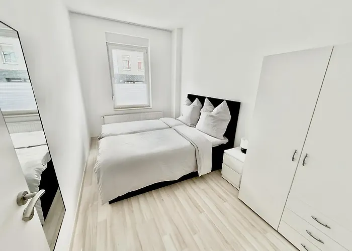 Ruhig Wohnen Mitten In Der Stadt, 8 Min Zum Hbf * Mönchengladbach