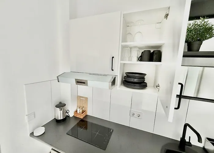 Ruhig Wohnen Mitten In Der Stadt, 8 Min Zum Hbf Apartamento