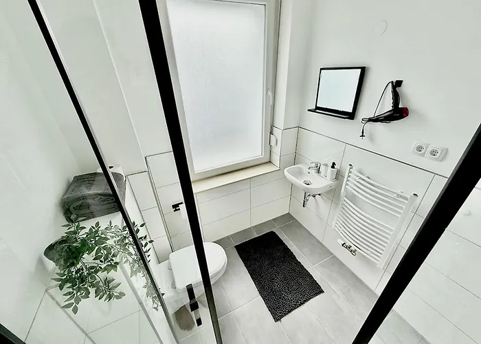 Apartamento Ruhig Wohnen Mitten In Der Stadt, 8 Min Zum Hbf Mönchengladbach